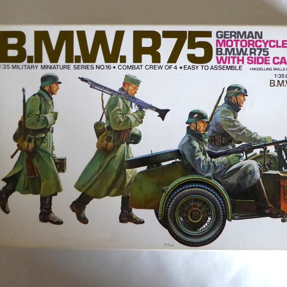 TAMIYA JAPAN WWII GERMAN 20mm FLAKVIERLING & MOTORCYCLE MODEL & FIGURE SET LOT - Picture 9 of 12